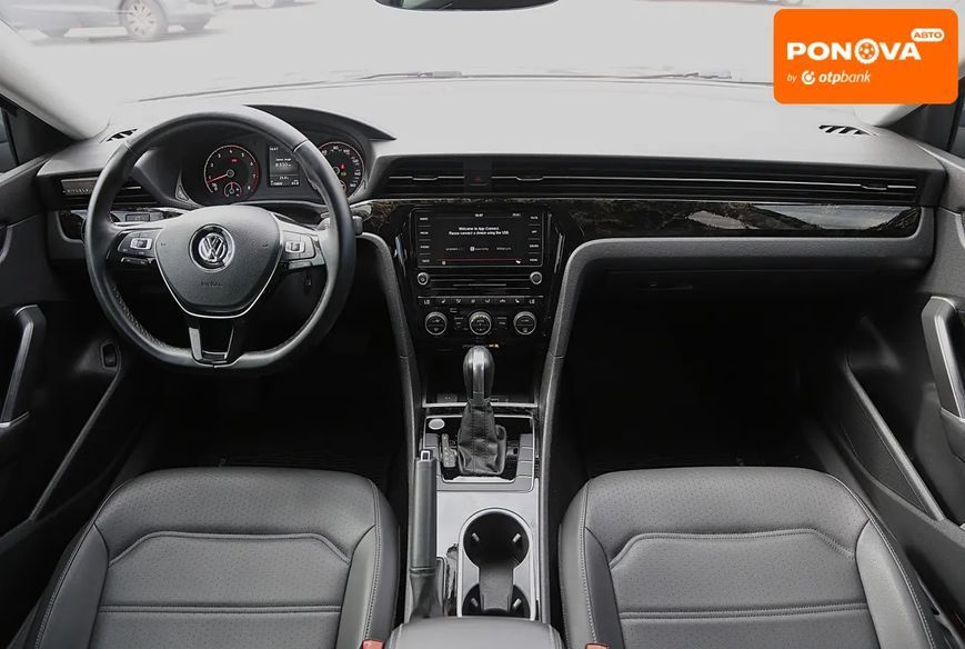 Volkswagen Passat, 2020 г., Бензин, 119 тыс. км, Седан, Серый, Киев AT-10420040 фото