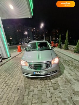 Chrysler Town & Country, 2013, Бензин, 3.6 л., 286 тис. км, Мінівен, Сірий, Київ Cars-Pr-143940 фото