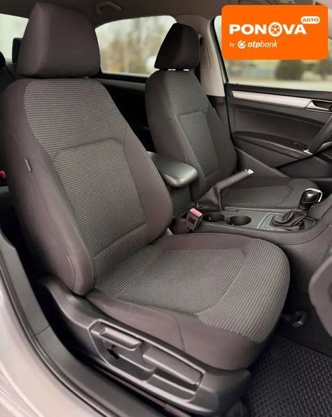Volkswagen Passat, 2016 г., Бензин, 172 тыс. км, Седан, Серый, Днепр (Днепропетровск) AT-10404629 фото
