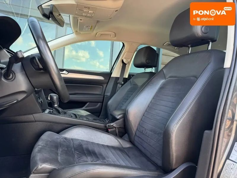 Volkswagen Passat, 2016 р., Бензин, 216 тис. км, Седан, Сірий, Рівне AT-10418410 фото