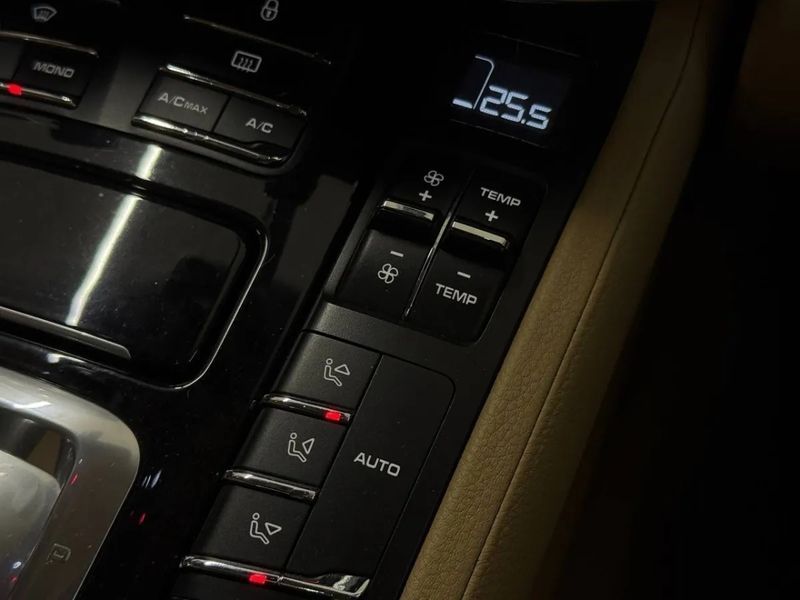 Porsche Cayenne, 2013 г., Дизель, 207 тыс. км, Внедорожник / Кроссовер, Коричневый, Николаев AT-10410694 фото