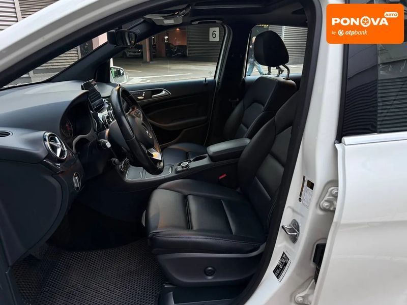 Mercedes-Benz B-Class, 2018 г., Бензин, 84 тыс. км, Хетчбек, Киев AT-10413865 фото