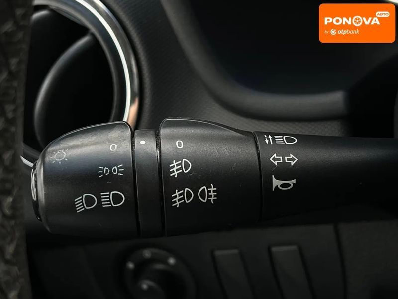 Renault Sandero, 2016 р., Бензин, 78 тис. км, Позашляховик / Кросовер, Сірий, Київ AT-10422547 фото