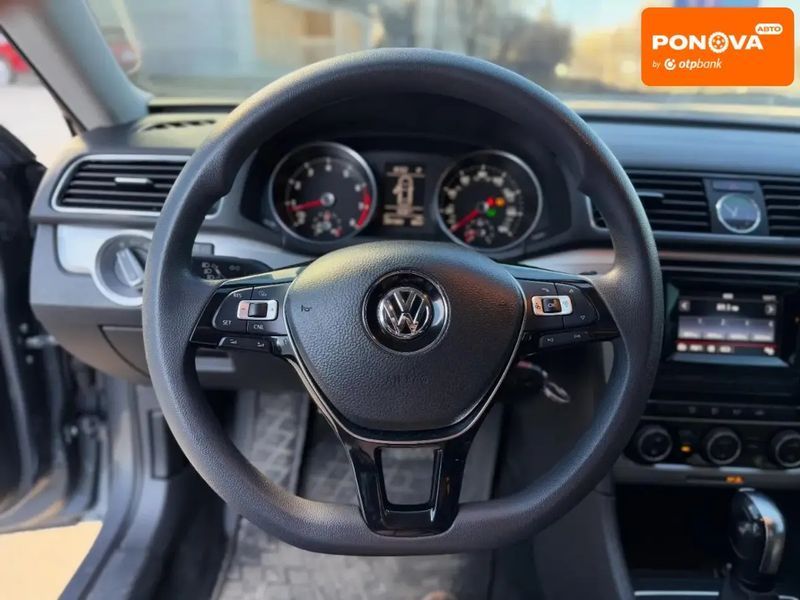 Volkswagen Passat, 2016 р., Бензин, 199 тис. км, Седан, Сірий, Дніпро (Дніпропетровськ) AT-10412259 фото