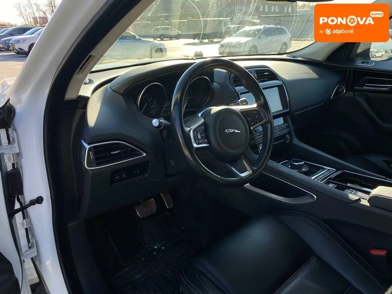 Jaguar F-Pace, 2018 р., Дизель, 121 тис. км, Позашляховик / Кросовер, Білий, Київ AT-10419073 фото