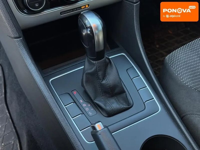 Volkswagen Passat, 2016 р., Бензин, 199 тис. км, Седан, Сірий, Дніпро (Дніпропетровськ) AT-10412259 фото