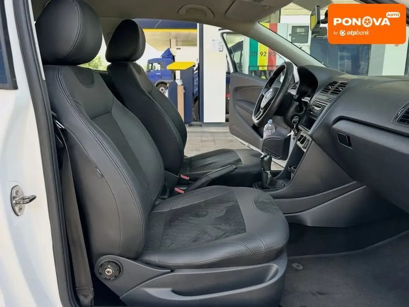 Volkswagen Polo, 2015 г., Бензин, 224 тыс. км, Хетчбек, Белый, Днепр (Днепропетровск) AT-10419348 фото