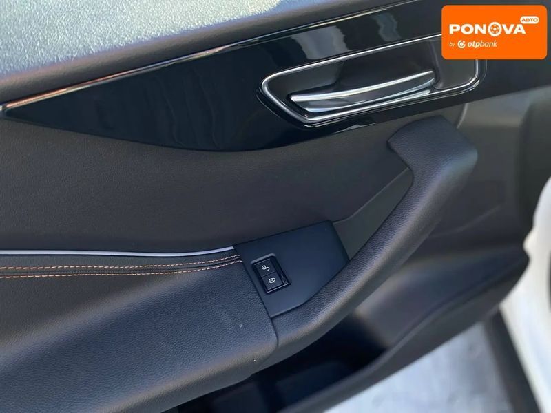 Jaguar F-Pace, 2018 р., Дизель, 121 тис. км, Позашляховик / Кросовер, Білий, Київ AT-10419073 фото