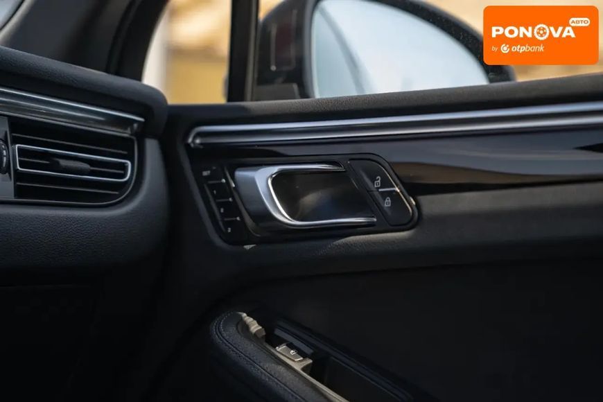 Porsche Macan, 2021 р., Бензин, 45 тис. км, Позашляховик / Кросовер, Чорний, Чернівці AT-10407359 фото