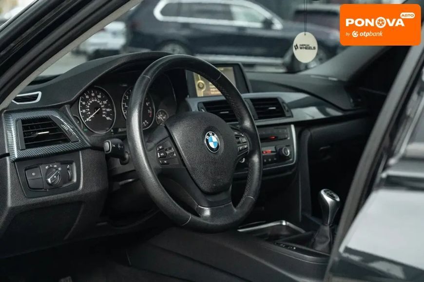 BMW 3 Series, 2013 р., Бензин, 183 тис. км, Седан, Чорний, Чернівці AT-10413363 фото