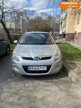 Hyundai i20, 2010, Бензин, 1.2 л., 144 тис. км, Хетчбек, Сірий, Харків Cars-Pr-261219 фото