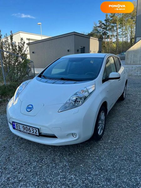 Nissan Leaf, 2015, Електро, 134 тис. км, Хетчбек, Білий, Рівне Cars-Pr-144142 фото