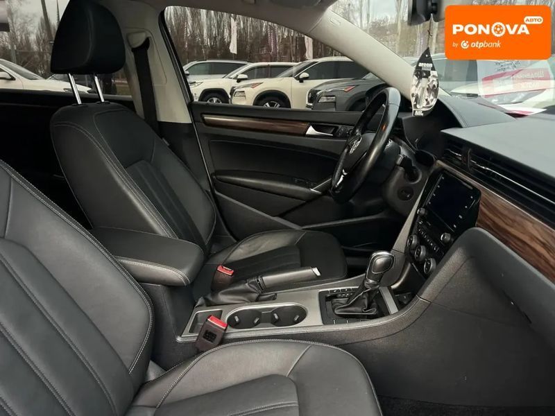 Volkswagen Passat, 2020 р., Бензин, 140 тис. км, Седан, Сірий, Кривий Ріг AT-10405446 фото