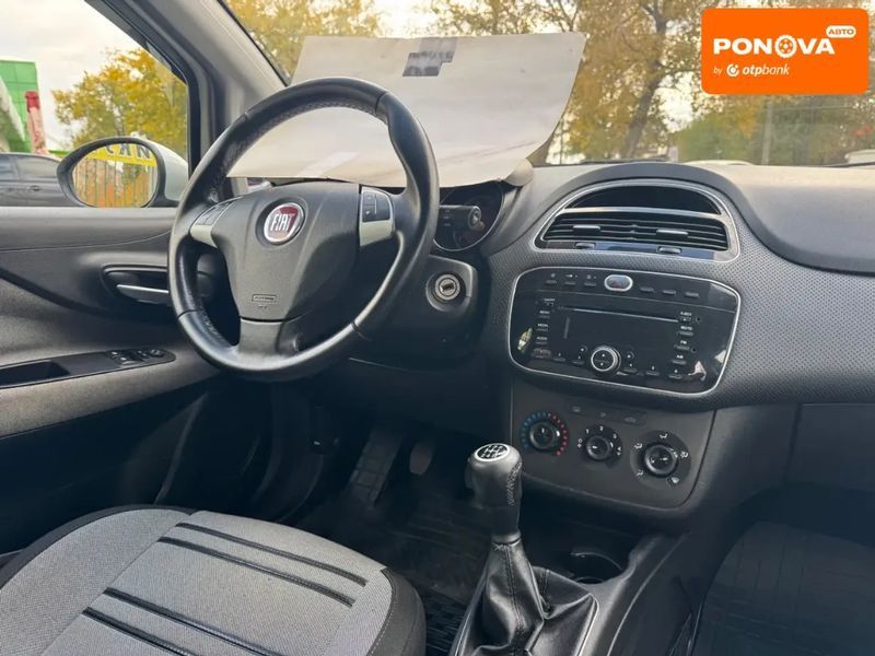 Fiat Punto, 2011 р., Дизель, 239 тис. км, Хетчбек, Білий, Кривий Ріг AT-10403807 фото