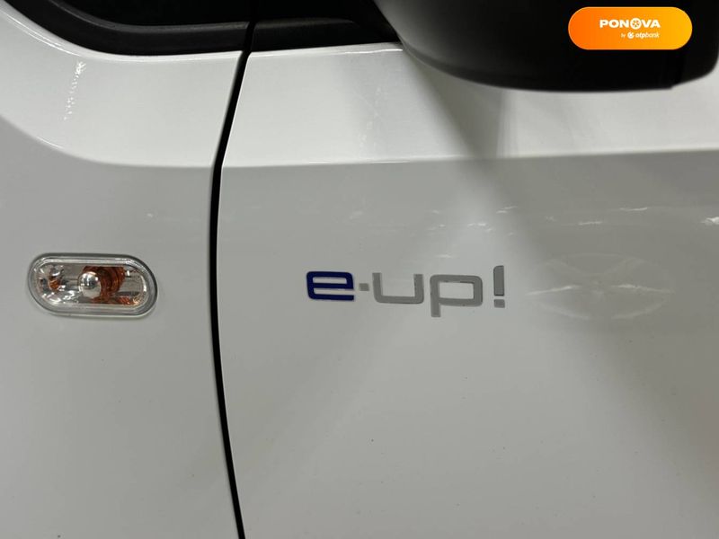 Volkswagen e-Up, 2013, Електро, 159 тыс. км, Хетчбек, Белый, Владимир-Волынский 100445 фото