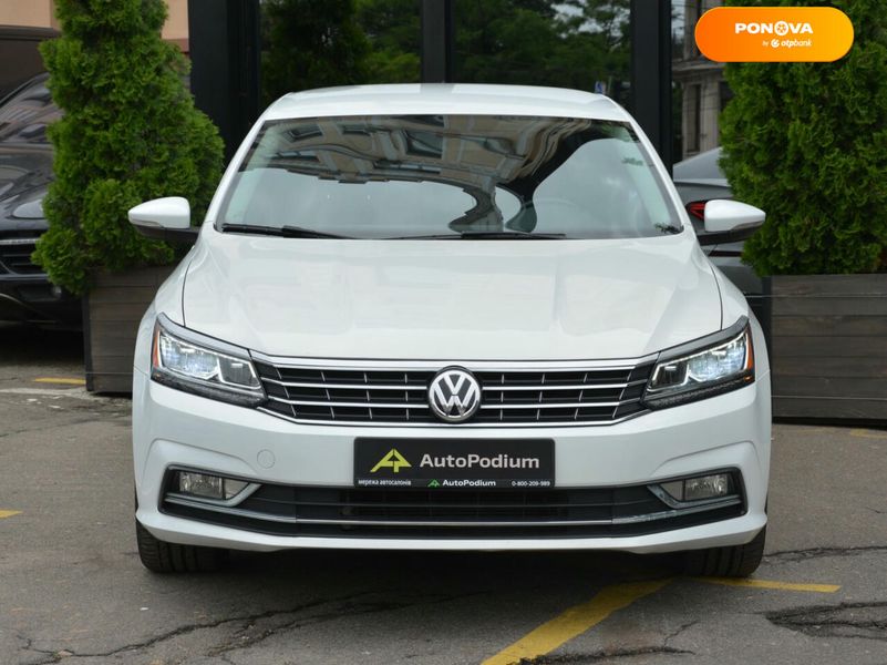 Volkswagen Passat, 2017, Бензин, 1.8 л., 76 тис. км, Седан, Білий, Київ 110939 фото