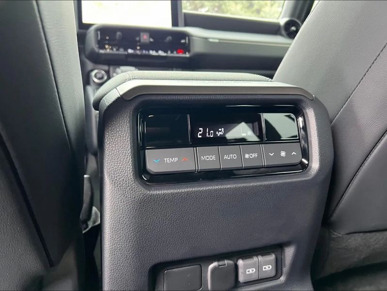 Toyota Land Cruiser Prado, 2025 г., Бензин, 2 тыс. км, Внедорожник / Кроссовер, Чорный, Днепр (Днепропетровск) AT-10410734 фото