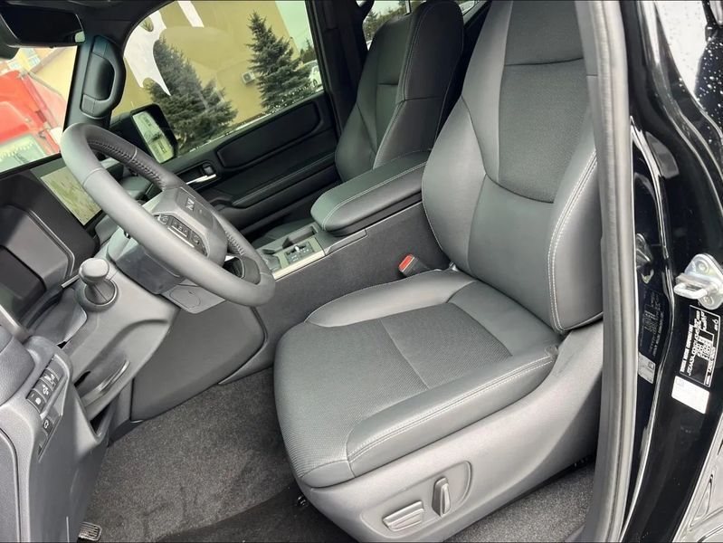 Toyota Land Cruiser Prado, 2025 г., Бензин, 2 тыс. км, Внедорожник / Кроссовер, Чорный, Днепр (Днепропетровск) AT-10410734 фото