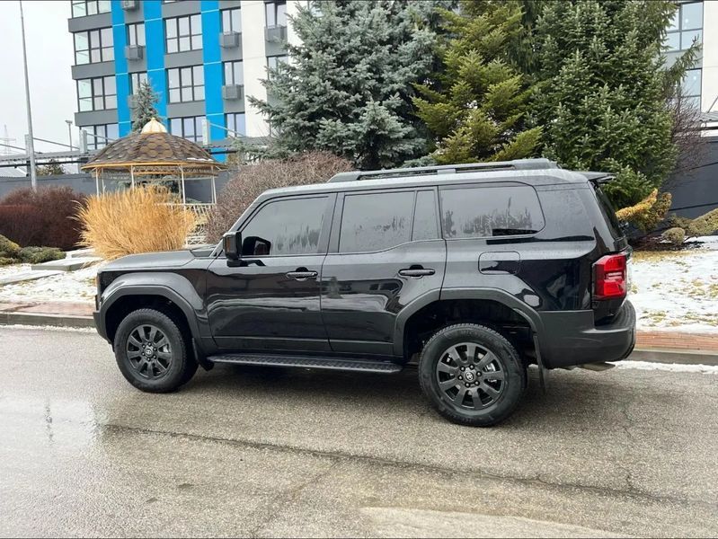 Toyota Land Cruiser Prado, 2025 г., Бензин, 2 тыс. км, Внедорожник / Кроссовер, Чорный, Днепр (Днепропетровск) AT-10410734 фото