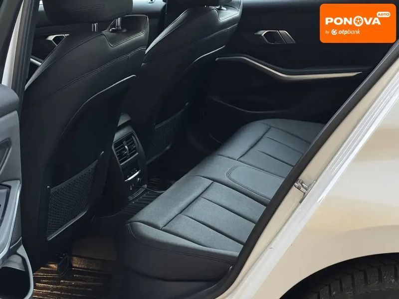 BMW 3 Series, 2019 г., Бензин, 136 тыс. км, Седан, Белый, Днепр (Днепропетровск) AT-10418061 фото