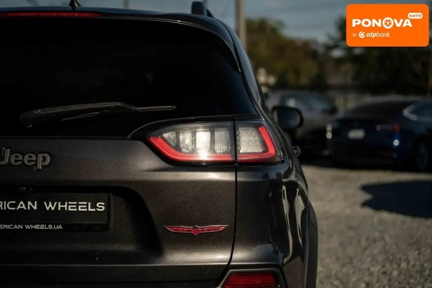 Jeep Cherokee, 2019 р., Бензин, 103 тис. км, Позашляховик / Кросовер, Сірий, Чернівці AT-10416834 фото
