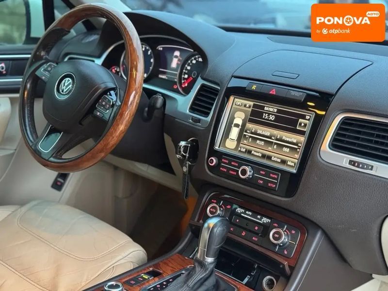 Volkswagen Touareg, 2010 г., Бензин, 134 тыс. км, Внедорожник / Кроссовер, Белый, Днепр (Днепропетровск) AT-10407107 фото