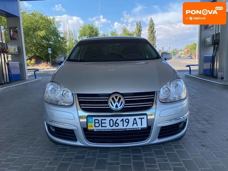 Volkswagen Jetta, 2009 г., Бензин, 129 тыс. км, Седан, Серый, Николаев AT-10403302 фото