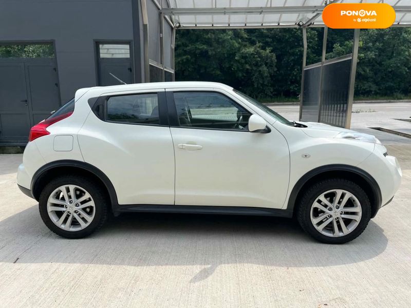 Nissan Juke, 2014, Бензин, 1.6 л., 92 тис. км, Позашляховик / Кросовер, Білий, Київ 110791 фото