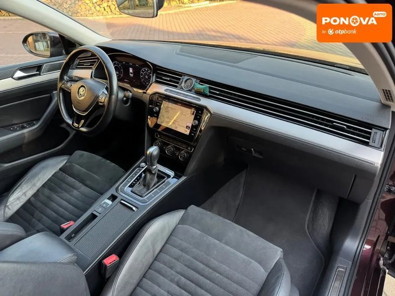 Volkswagen Passat, 2016 г., Дизель, 245 тыс. км, Седан, Красный, Мукачево AT-10402584 фото