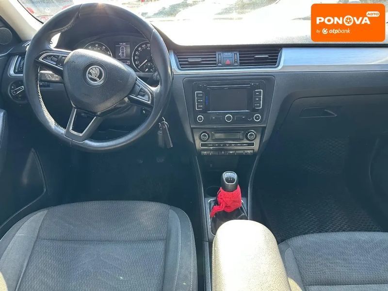 Skoda Rapid, 2013 р., Газ пропан-бутан / Бензин, 205 тис. км, Седан, Білий, Кам'янське (Дніпродзержинськ) AT-10415456 фото