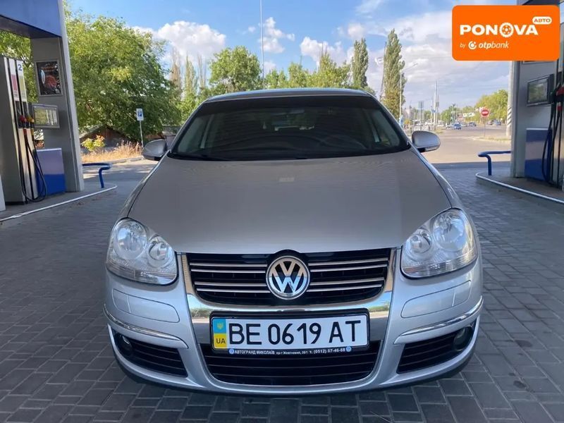 Volkswagen Jetta, 2009 г., Бензин, 129 тыс. км, Седан, Серый, Николаев AT-10403302 фото