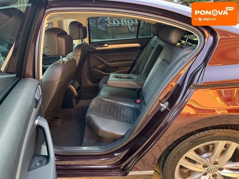 Volkswagen Passat, 2016 г., Дизель, 245 тыс. км, Седан, Красный, Мукачево AT-10402584 фото