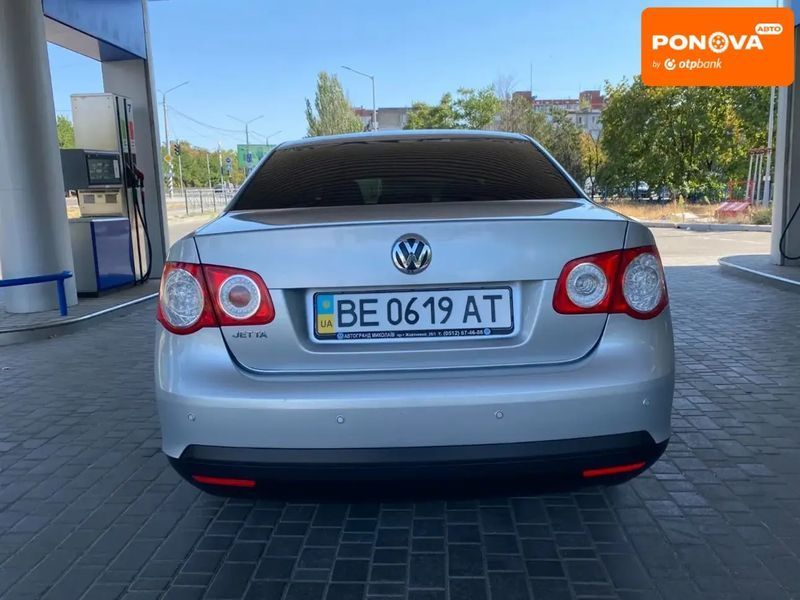 Volkswagen Jetta, 2009 г., Бензин, 129 тыс. км, Седан, Серый, Николаев AT-10403302 фото
