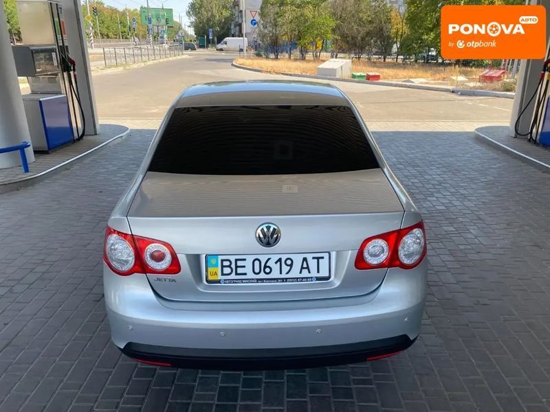 Volkswagen Jetta, 2009 г., Бензин, 129 тыс. км, Седан, Серый, Николаев AT-10403302 фото