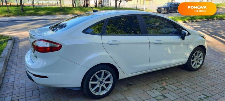 Ford Fiesta, 2019, Бензин, 1.6 л., 90 тис. км, Седан, Білий, Київ Cars-Pr-67274 фото