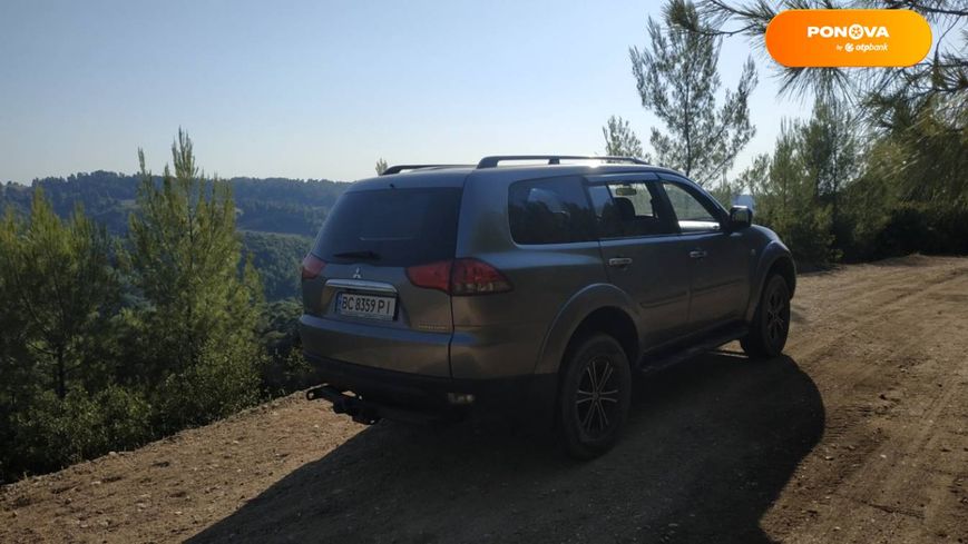 Mitsubishi Pajero Sport, 2015, Дизель, 2.5 л., 223 тис. км, Позашляховик / Кросовер, Сірий, Львів Cars-Pr-67686 фото