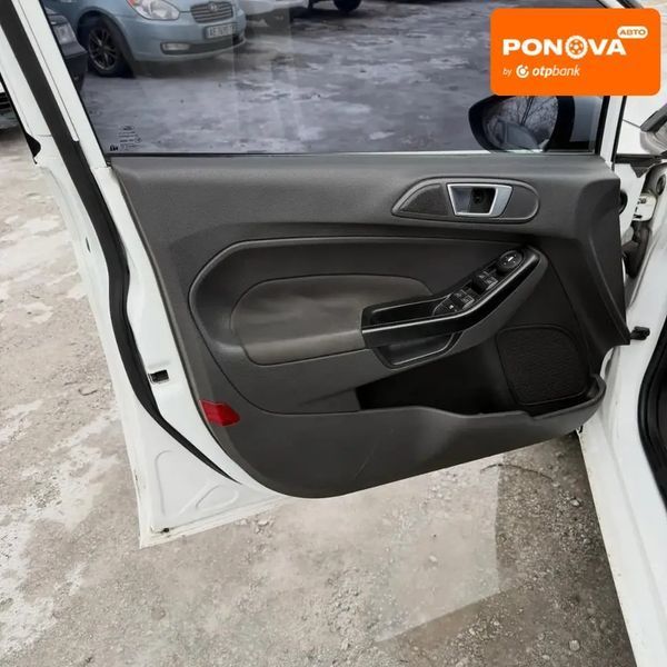 Ford Fiesta, 2013 г., Бензин, 110 тыс. км, Хетчбек, Белый, Днепр (Днепропетровск) AT-10409634 фото