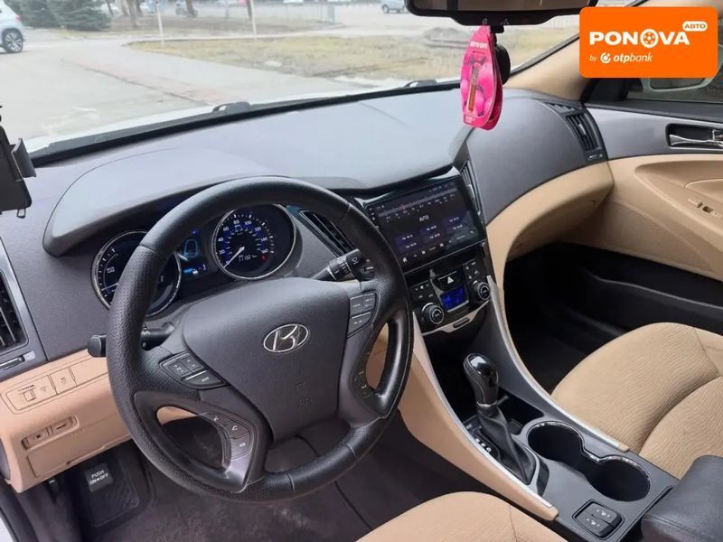 Hyundai Sonata, 2014 г., Гібрид (MHEV), 112 тыс. км, Седан, Белый, Днепр (Днепропетровск) AT-10418051 фото
