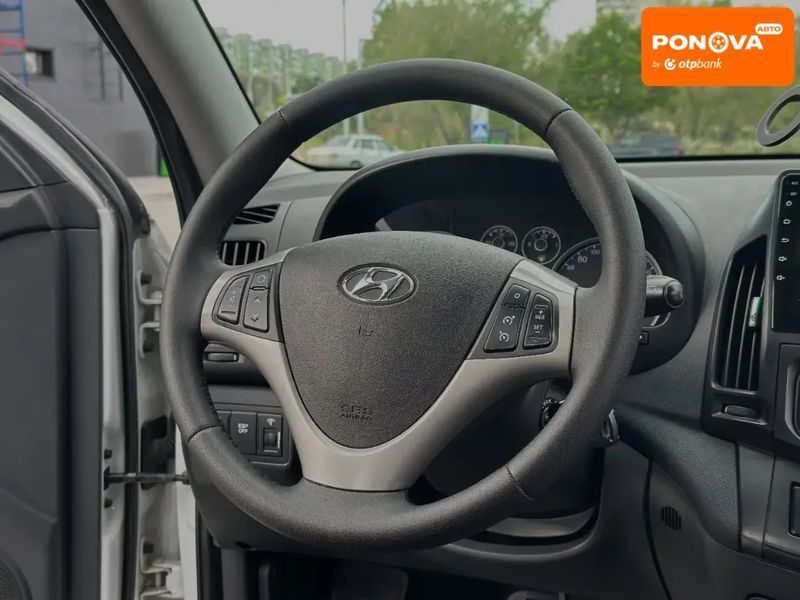 Hyundai i30, 2011 г., Дизель, 190 тыс. км, Универсал, Белый, Днепр (Днепропетровск) AT-10418780 фото