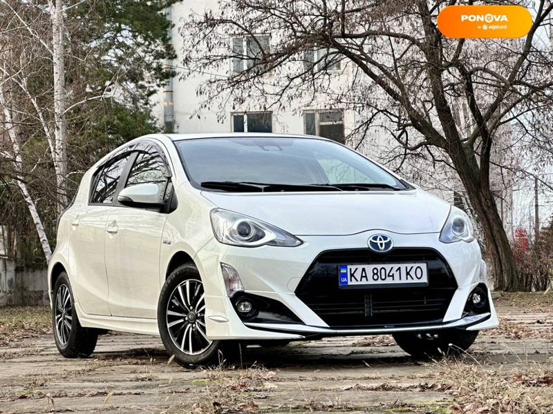 Toyota Aqua, 2016, Гибрид (HEV), 1.5 л., 85 тыс. км, Хетчбек, Белый, Киев 9617 фото