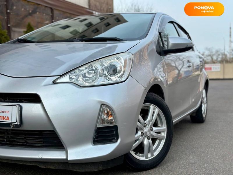 Toyota Aqua, 2013, Гибрид (HEV), 1.5 л., 112 тыс. км, Хетчбек, Серый, Одесса 22616 фото