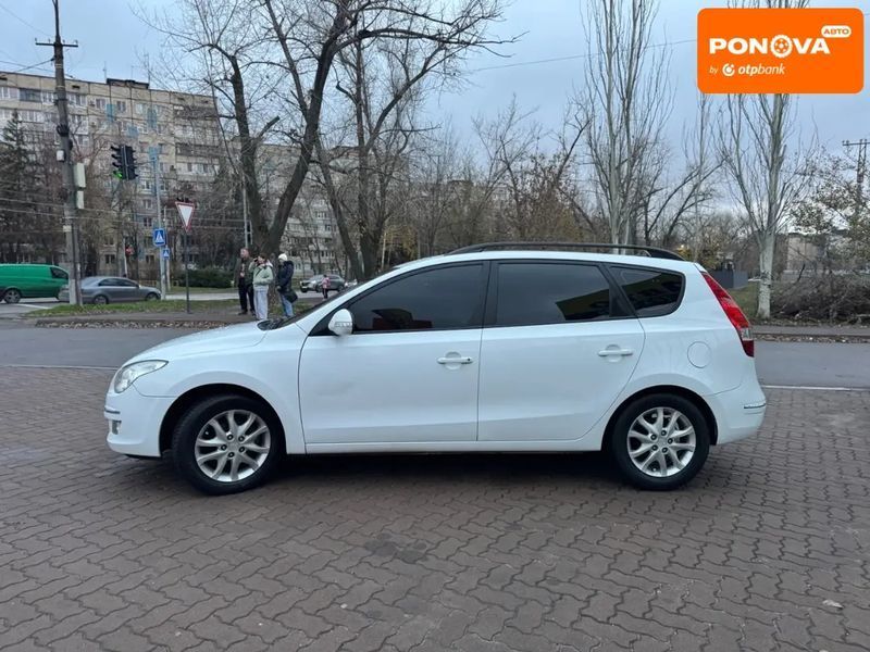 Hyundai i30, 2008 р., Дизель, 194 тис. км, Універсал, Білий, Кривий Ріг AT-10405110 фото