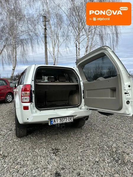 Suzuki Grand Vitara, 2012 г., Бензин, 281 тыс. км, Внедорожник / Кроссовер, Белый, Смела AT-10410857 фото