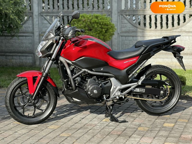 Honda NC 700XA, 2014, Бензин, 750 см³, 20 тыс. км, Мотоцикл без оптекателей (Naked bike), Красный, Буськ moto-98769 фото