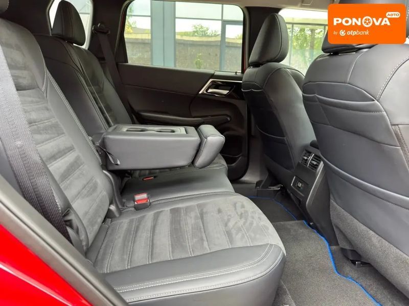 Mitsubishi Outlander, 2024 р., Гібрид (MHEV), 3 тис. км, Позашляховик / Кросовер, Червоний, Львів AT-10418641 фото