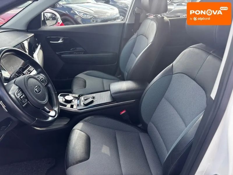 Kia Niro, 2021 р., Електро, 53 тис. км, Позашляховик / Кросовер, Білий, Куликів AT-10403168 фото