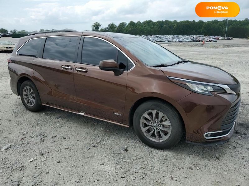 Toyota Sienna, 2021, Гібрид (HEV), 2.5 л., 229 тис. км, Мінівен, Коричневий, Дніпро (Дніпропетровськ) Cars-EU-US-KR-108469 фото