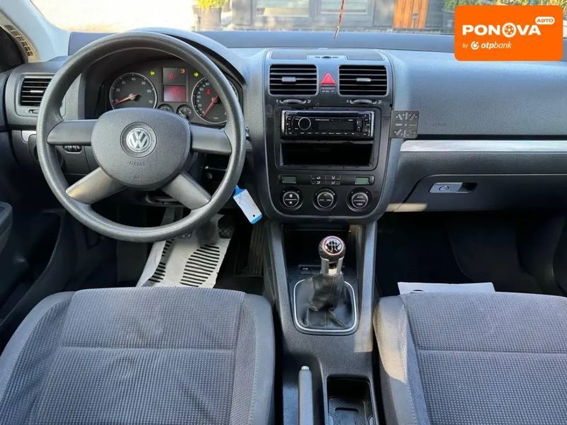 Volkswagen Jetta, 2006 р., Бензин, 219 тис. км, Седан, Сірий, Дрогобич AT-10401480 фото