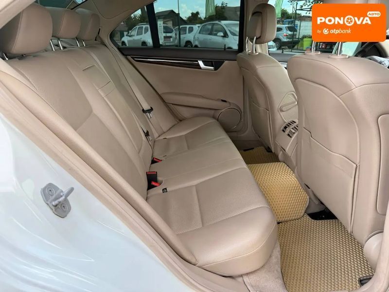 Mercedes-Benz C-Class, 2011 г., Бензин, 285 тыс. км, Седан, Белый, Винница AT-10426140 фото