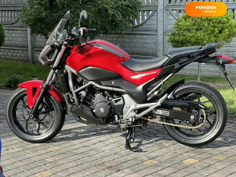 Honda NC 700XA, 2014, Бензин, 750 см³, 20 тыс. км, Мотоцикл без оптекателей (Naked bike), Красный, Буськ moto-98769 фото